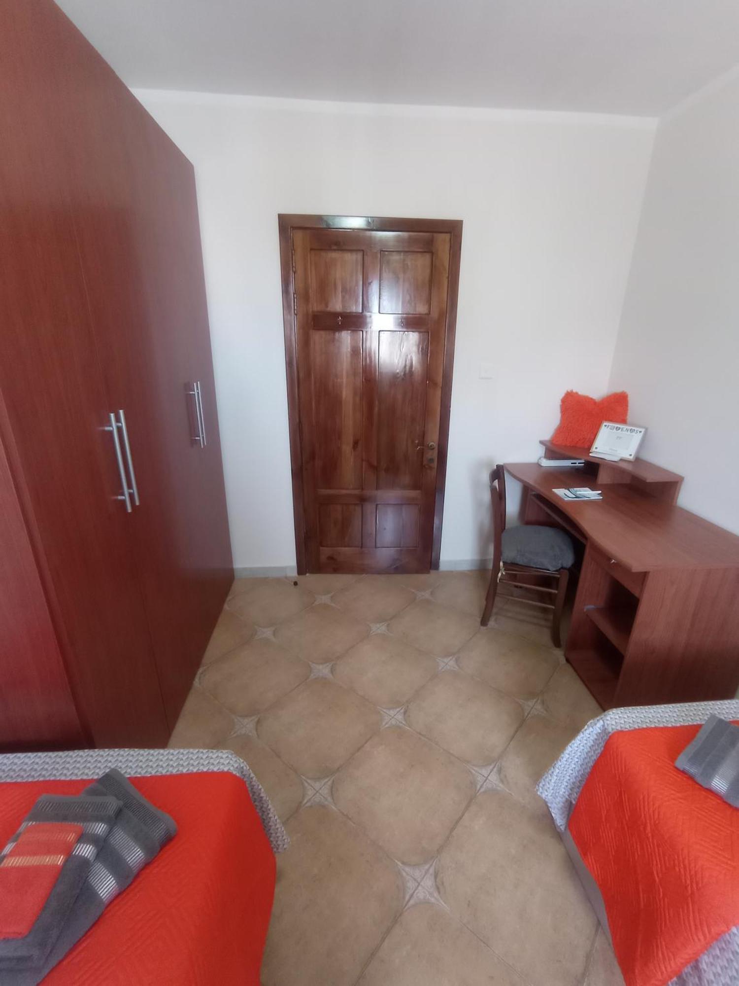 Joseph 2 Stylish Flat With Open Views, Just 4Km From The Airport Or Beach Siggiewi Buitenkant foto