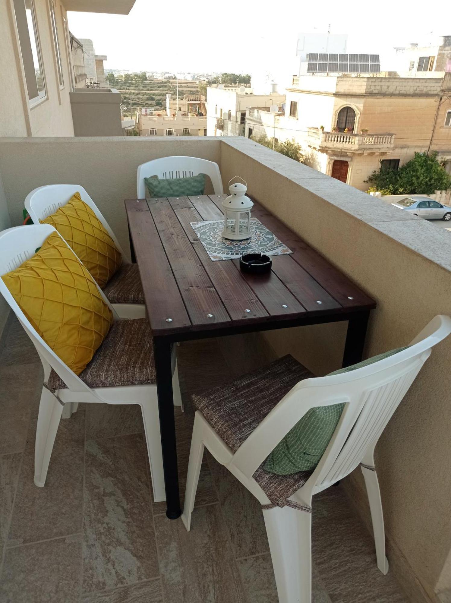 Joseph 2 Stylish Flat With Open Views, Just 4Km From The Airport Or Beach Siggiewi Buitenkant foto